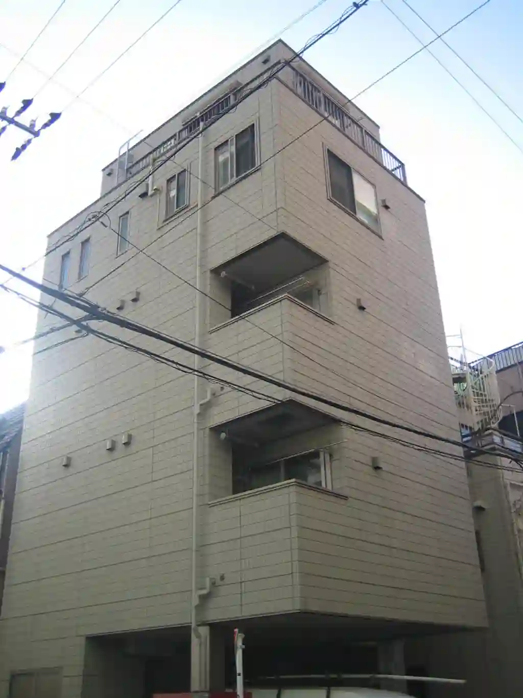 リバレイン横濱 外観