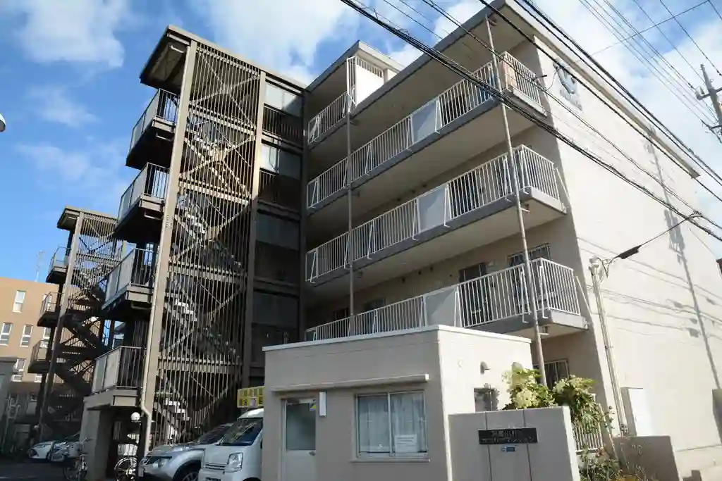 サマリヤマンション 外観