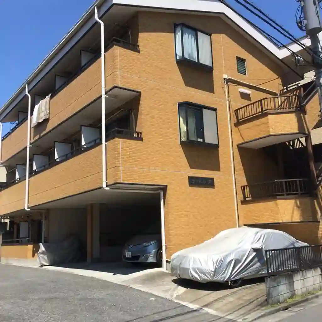 シャルル栄 外観