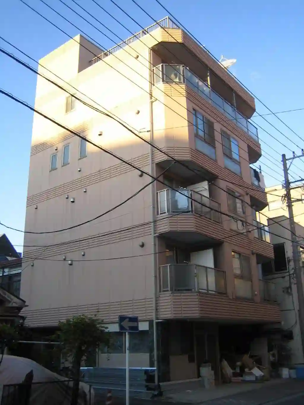 育栄ビル花之木町 外観