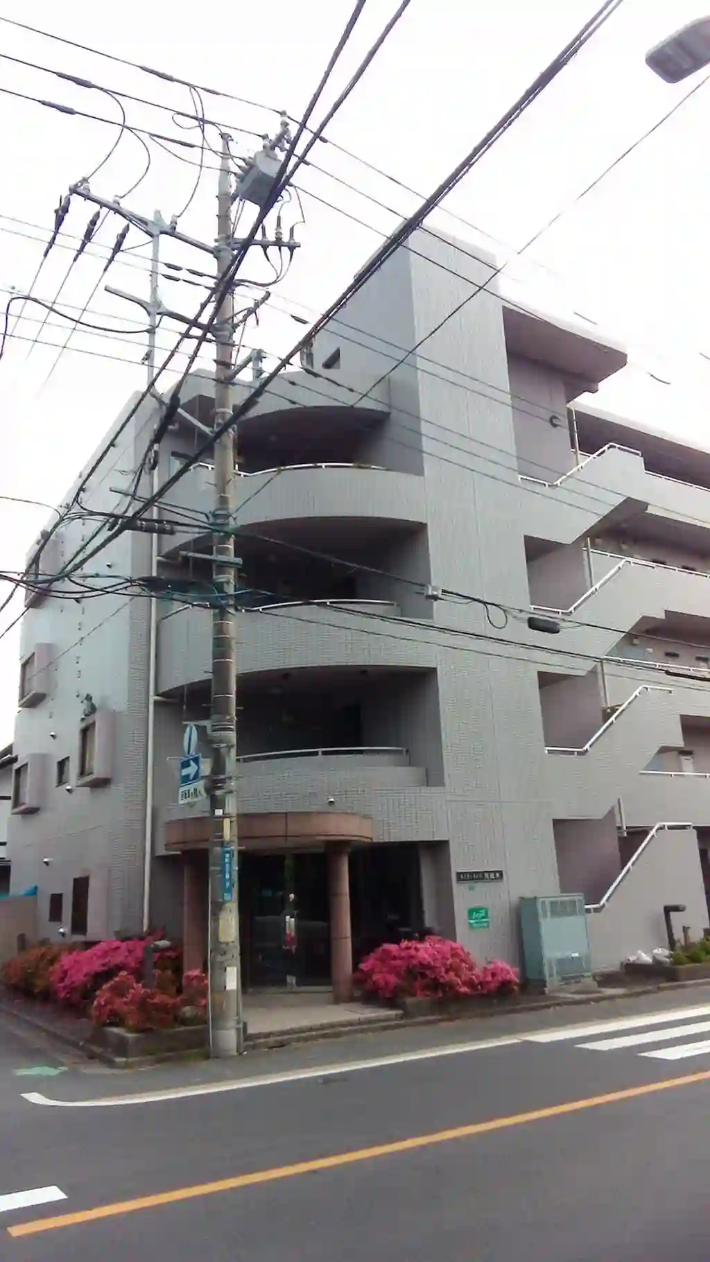 ルミネッセンス茂出木 外観