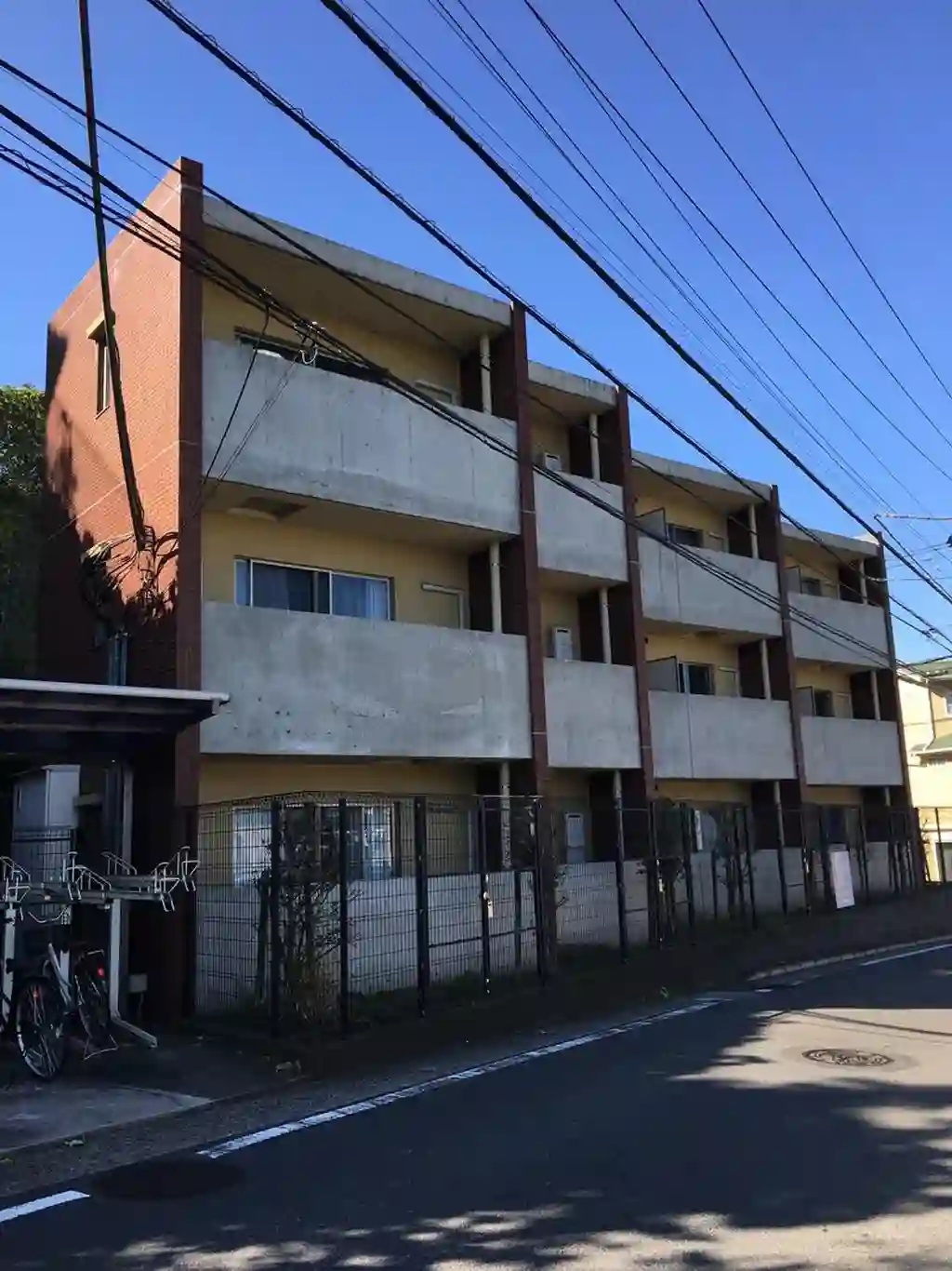 シャイニー長津田 外観