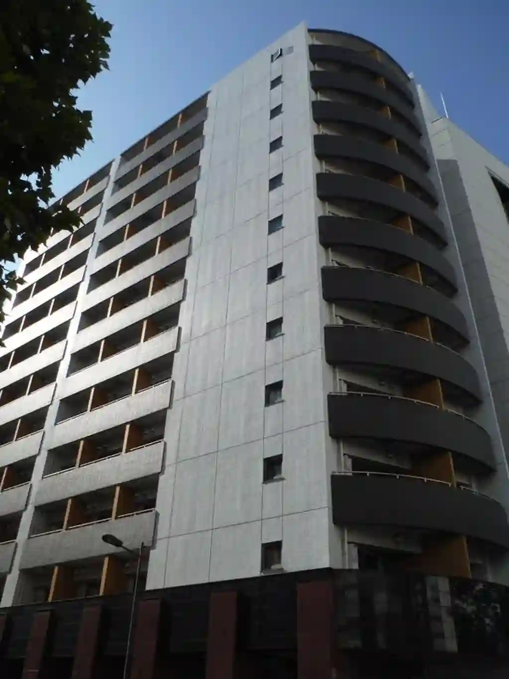 ガラ・ステーション岩本町North 外観