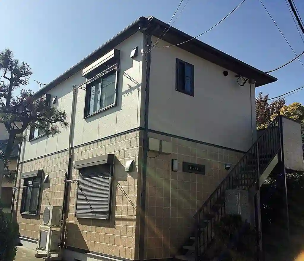 シャトル 外観