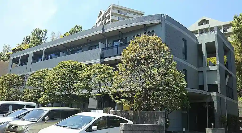 シェモア五番館 外観