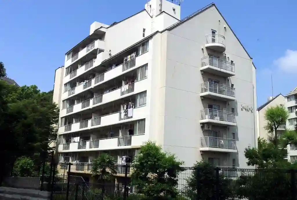 UR都市機構長池公園せせらぎ通り南2-46-3号棟 外観