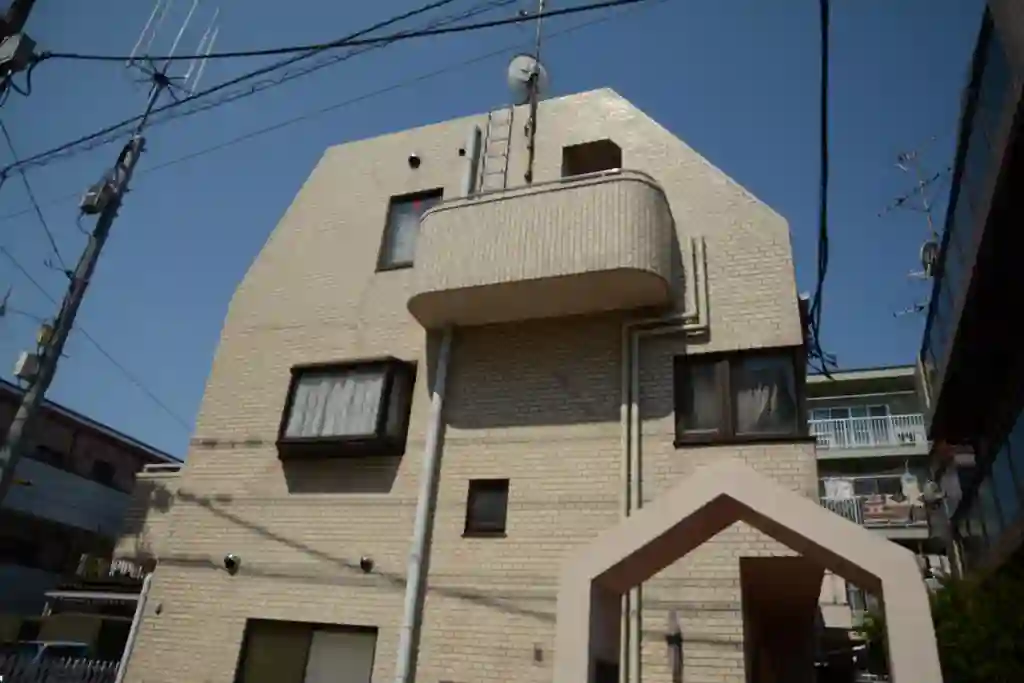 フェリース・オサダ 外観