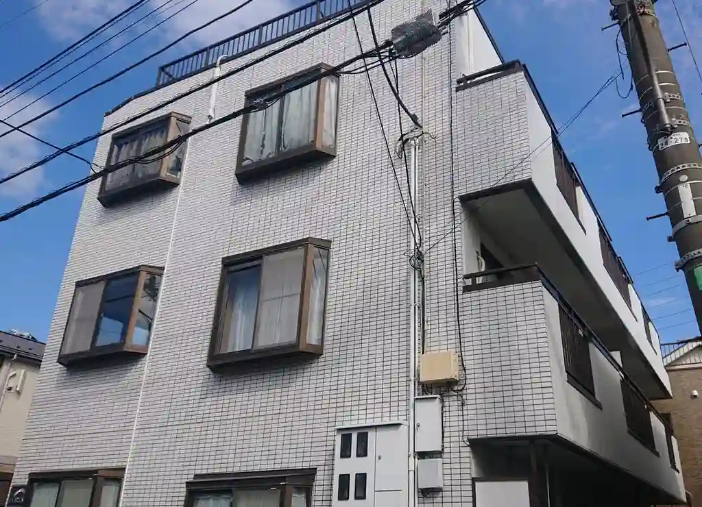 ロードスハイム 外観