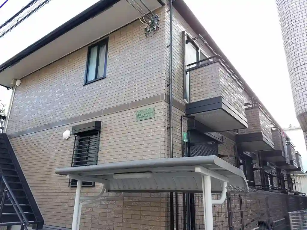 渡英グリーンルーフ 外観