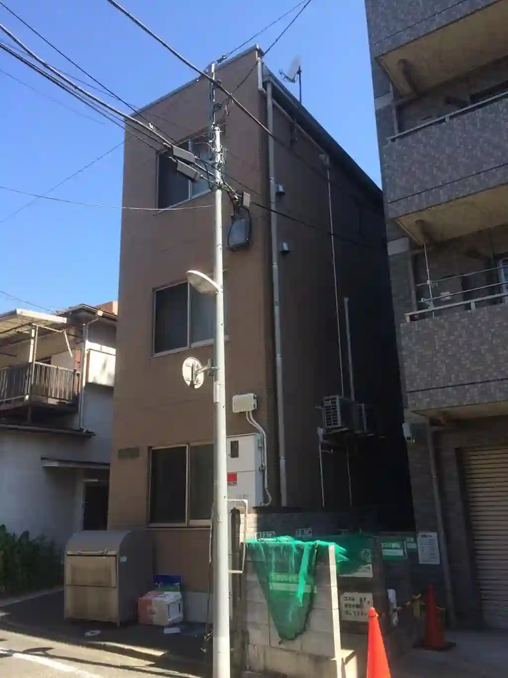 NBKコート 外観