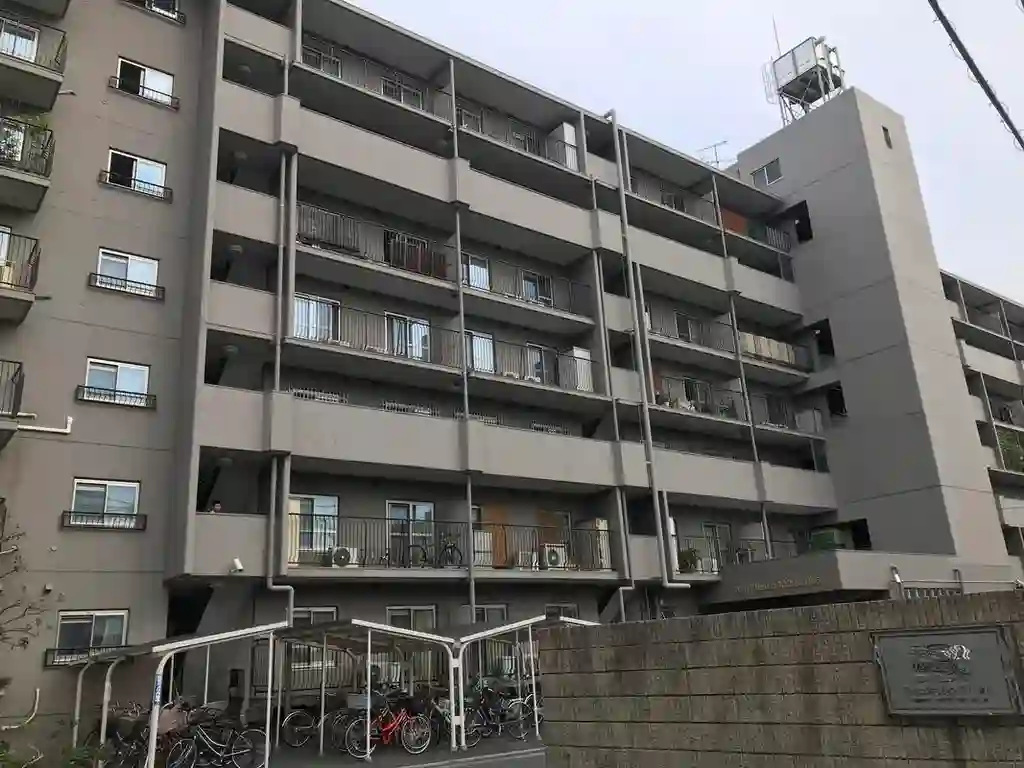 ライオンズマンション市川第3 外観