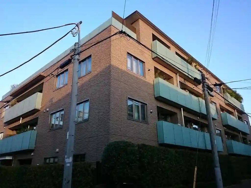 ファミールグラン神宮前 外観