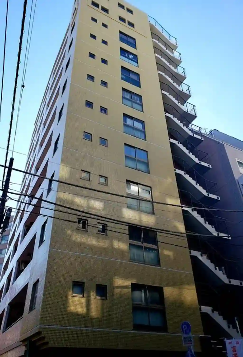 エクセルシオール日本橋 外観