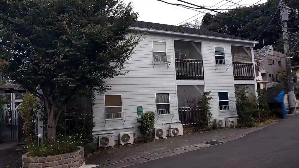 TIMBER APARTMEN 外観
