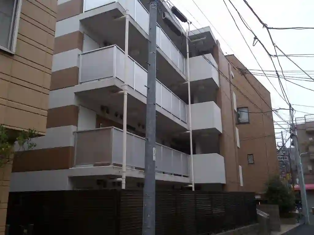 レオパレス本駒込 外観