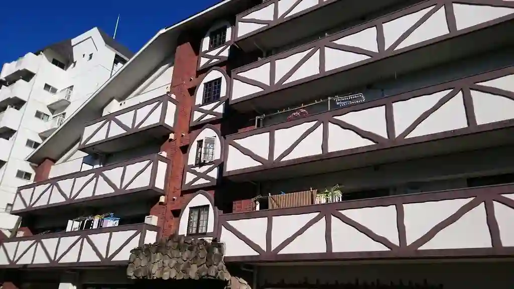 ロワイヤルシャバール 外観