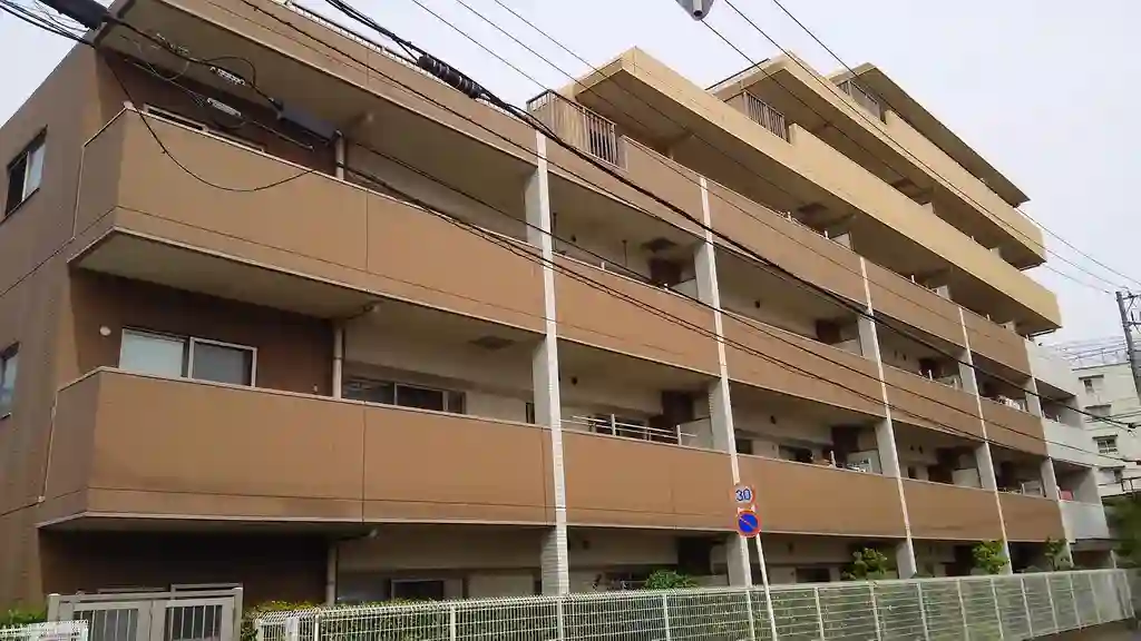 グランディオーレ井土ヶ谷 外観