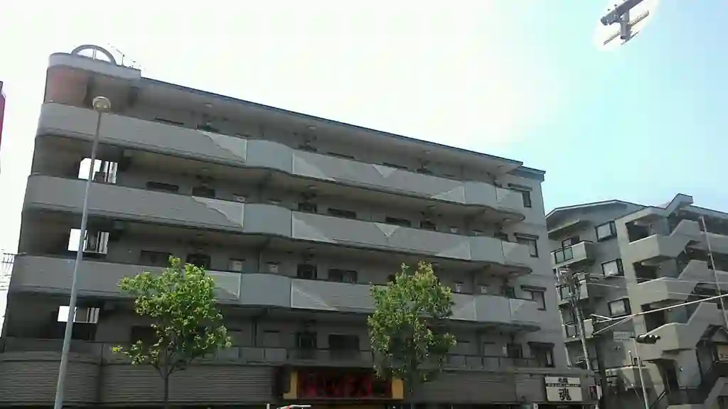 クレスト石原 外観