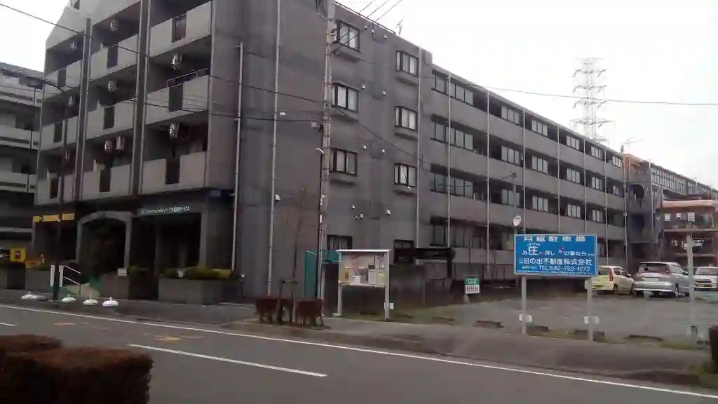 スアイナーカーウ 外観