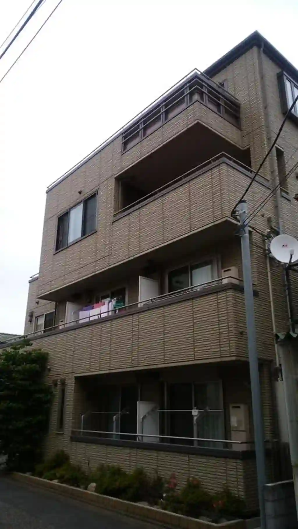 アゼリアコート 外観