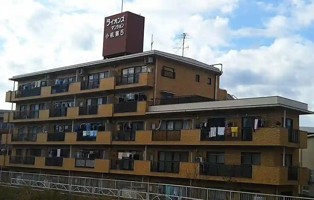 ライオンズマンション小机第5 外観