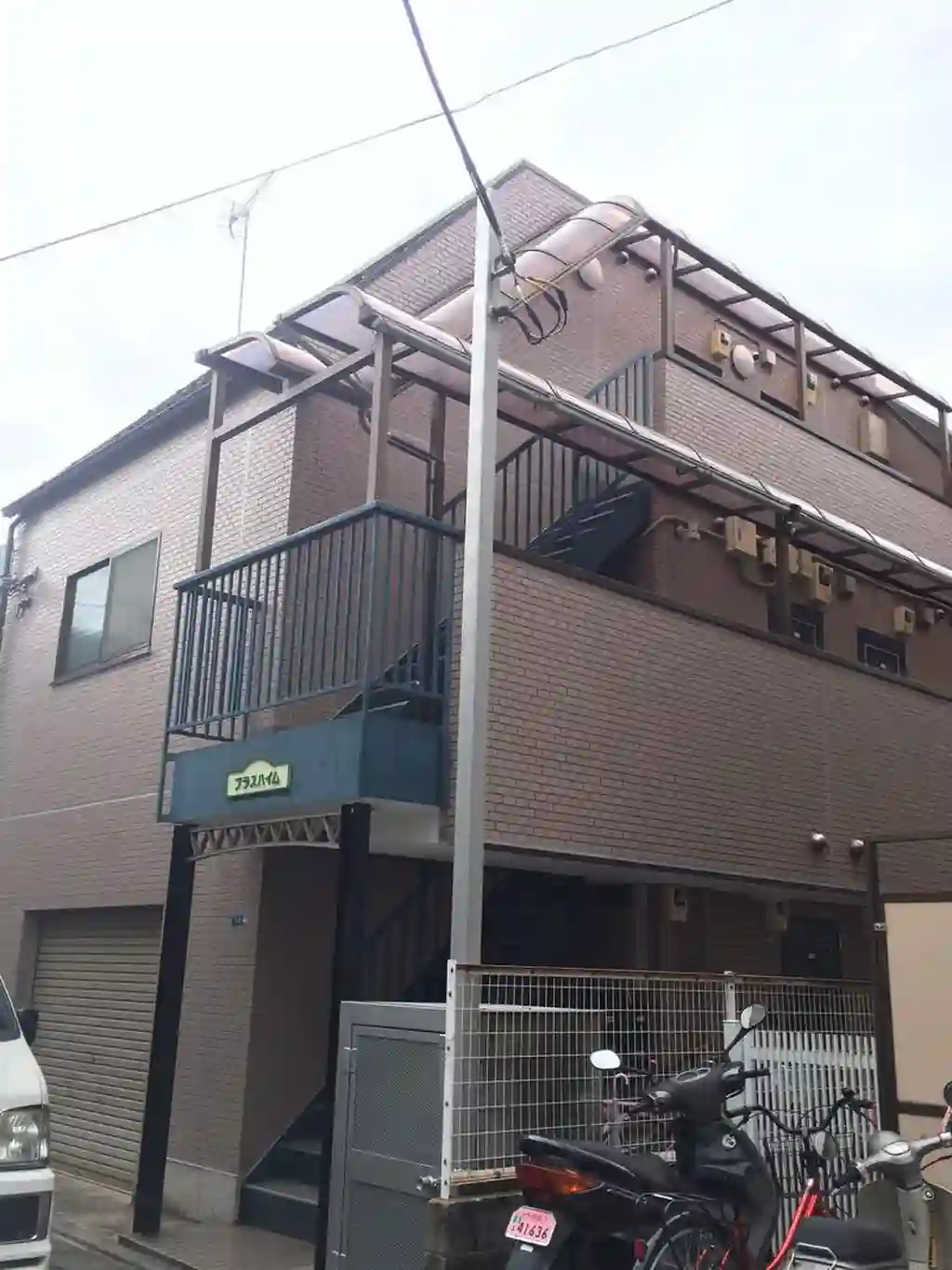 プラスハイム 外観