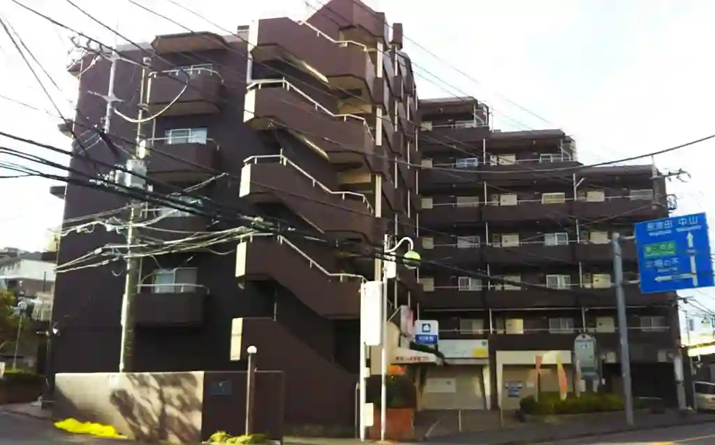チサンマンション鴨居 外観