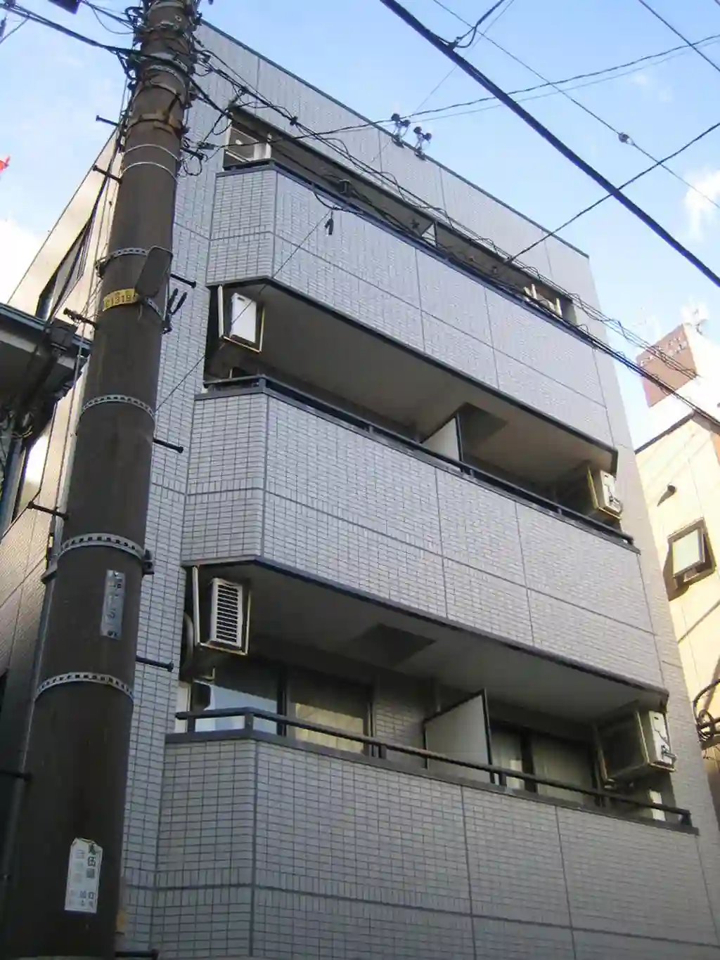 アヴニール横浜21 外観