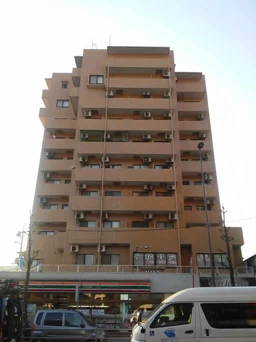 マック梅島コート 外観