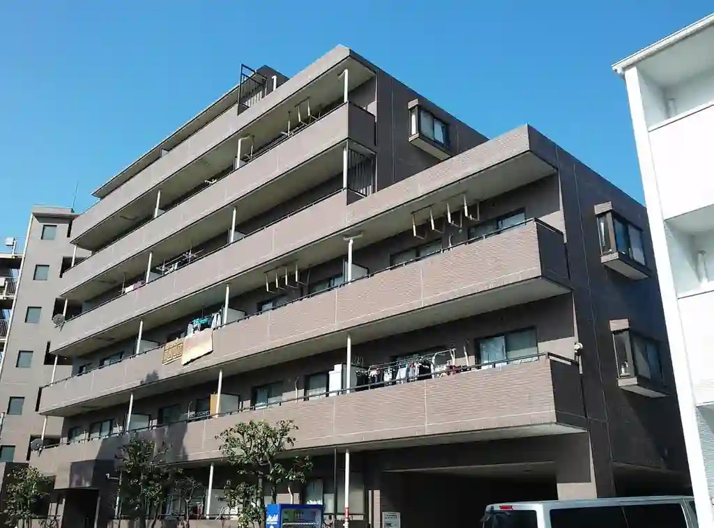 ラ・グランデ大倉山B棟 外観