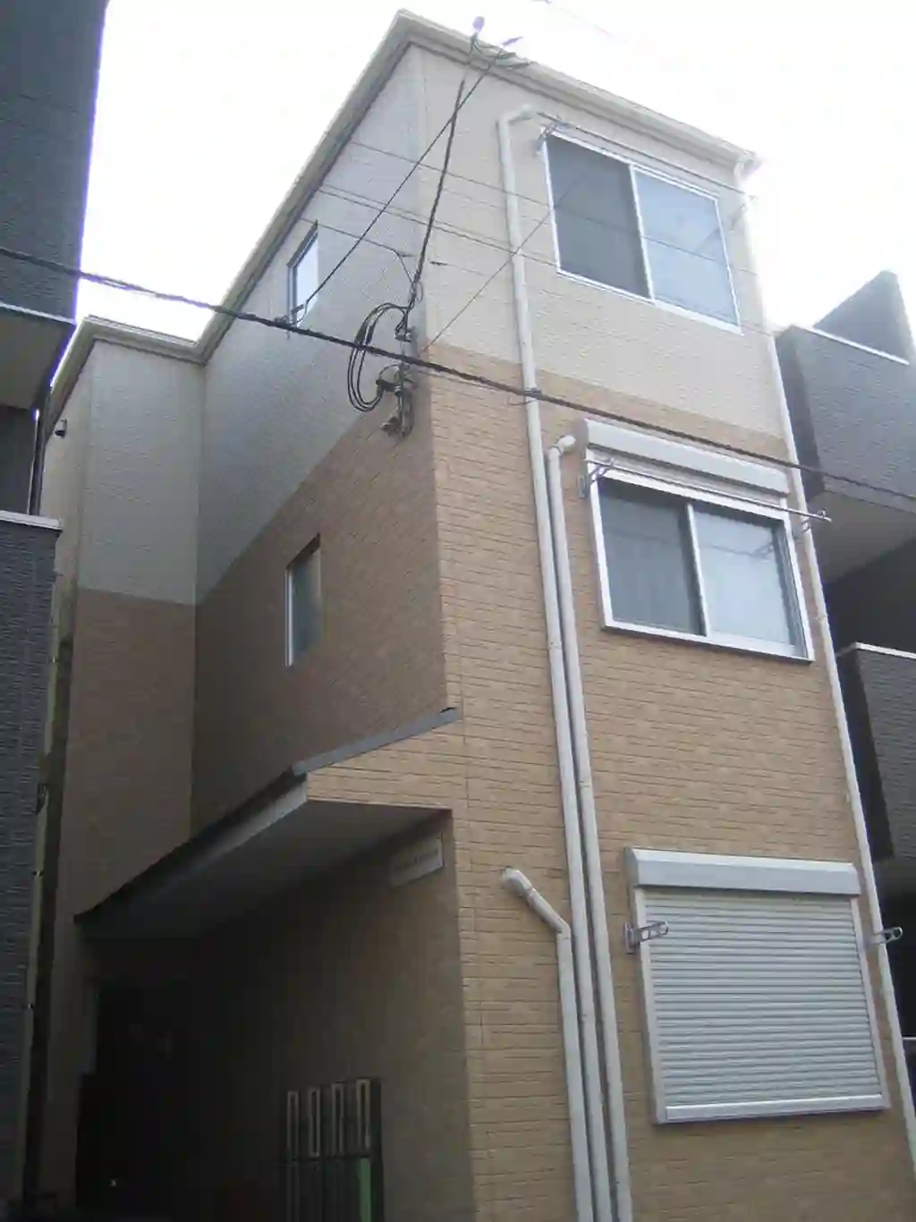 ワイズ横浜井土ヶ谷St 外観