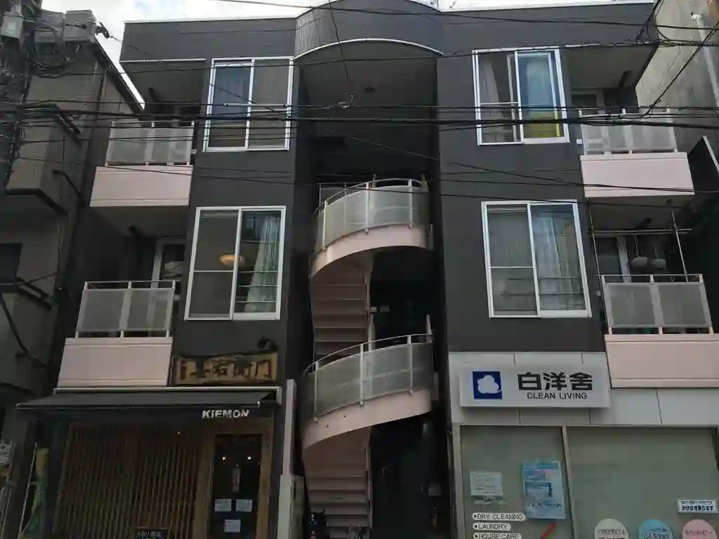 スペース朱 外観