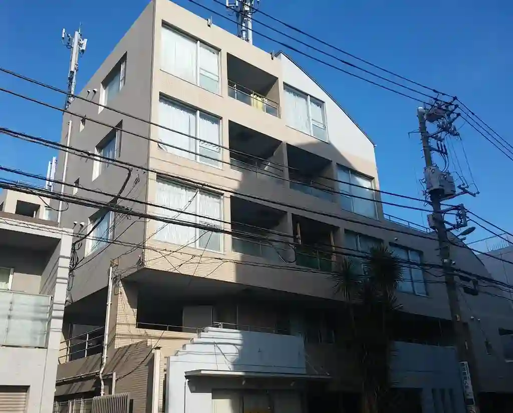 イーストウィング230 外観