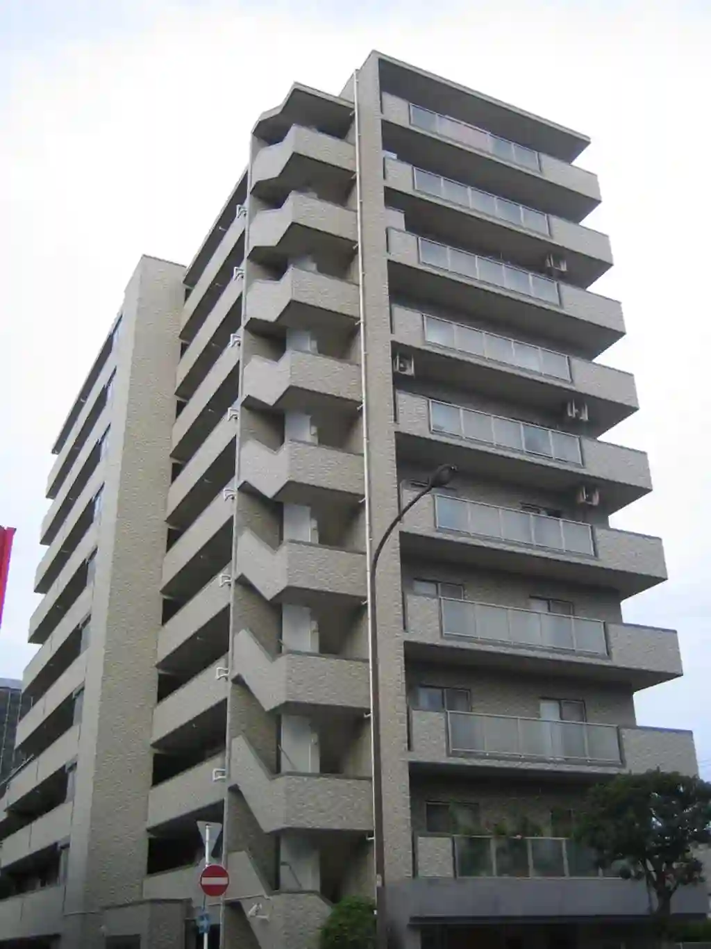 アイディーコート横須賀中央 外観