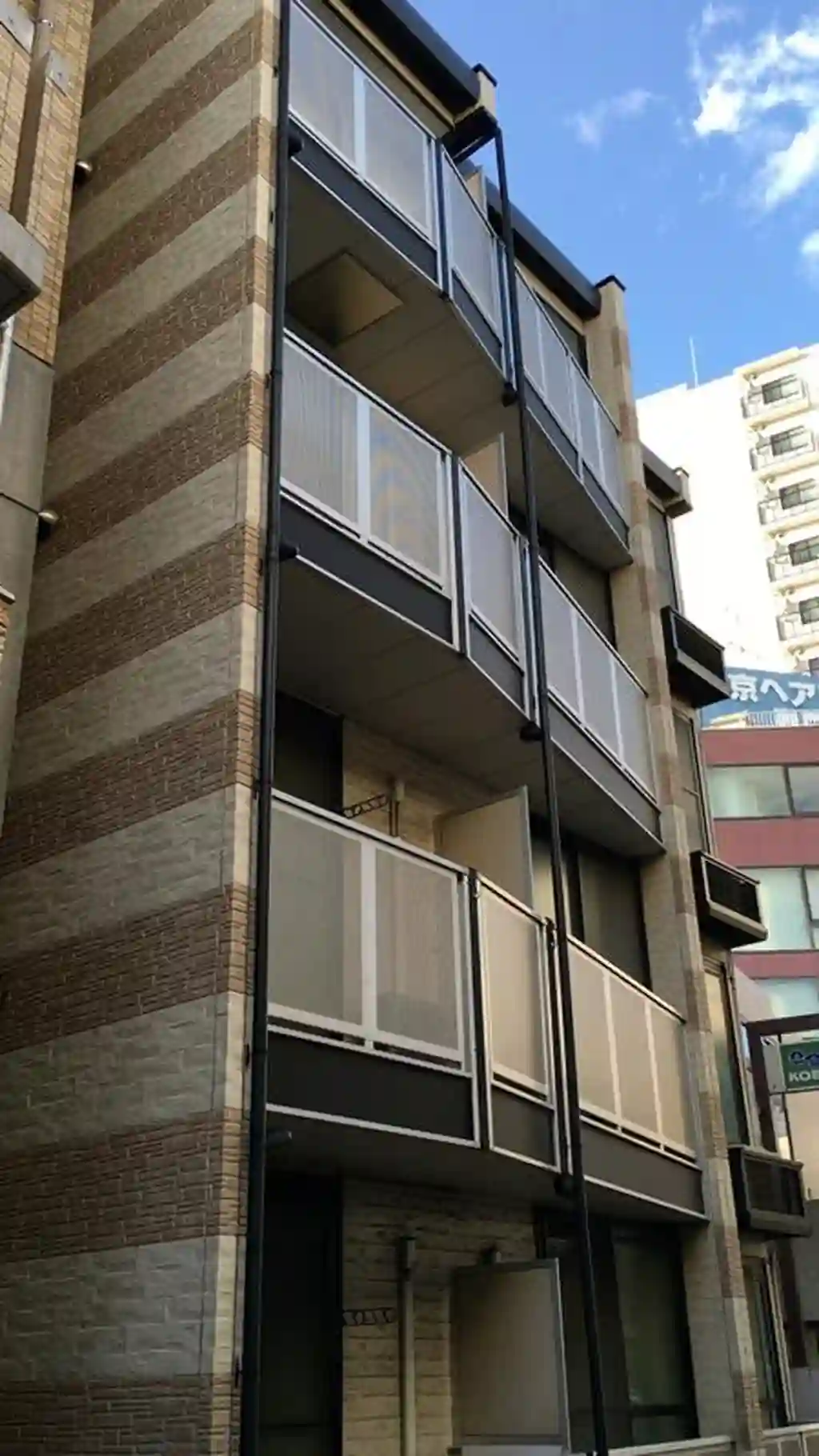 レオパレスアルテ駒沢大学 外観