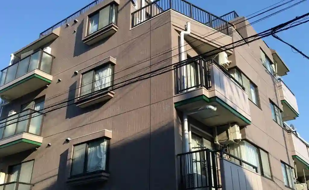 スリーツリーズ 外観