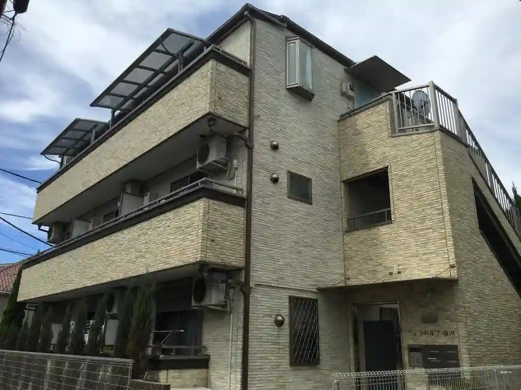 フェルドルフ市川 外観
