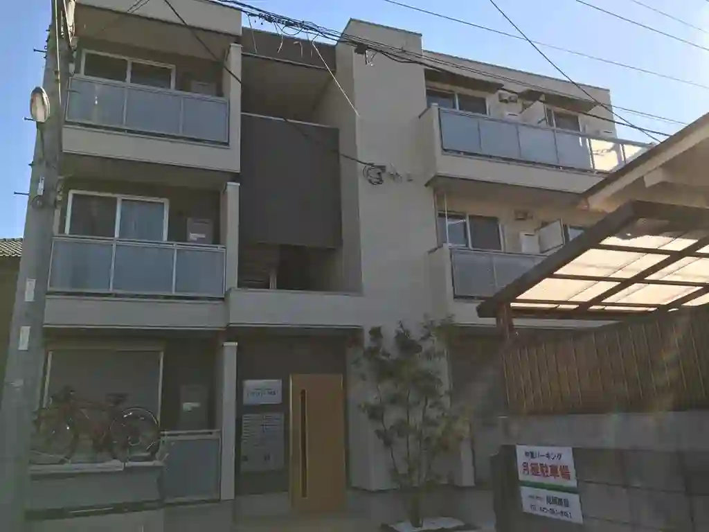ラディアンス当代島 外観
