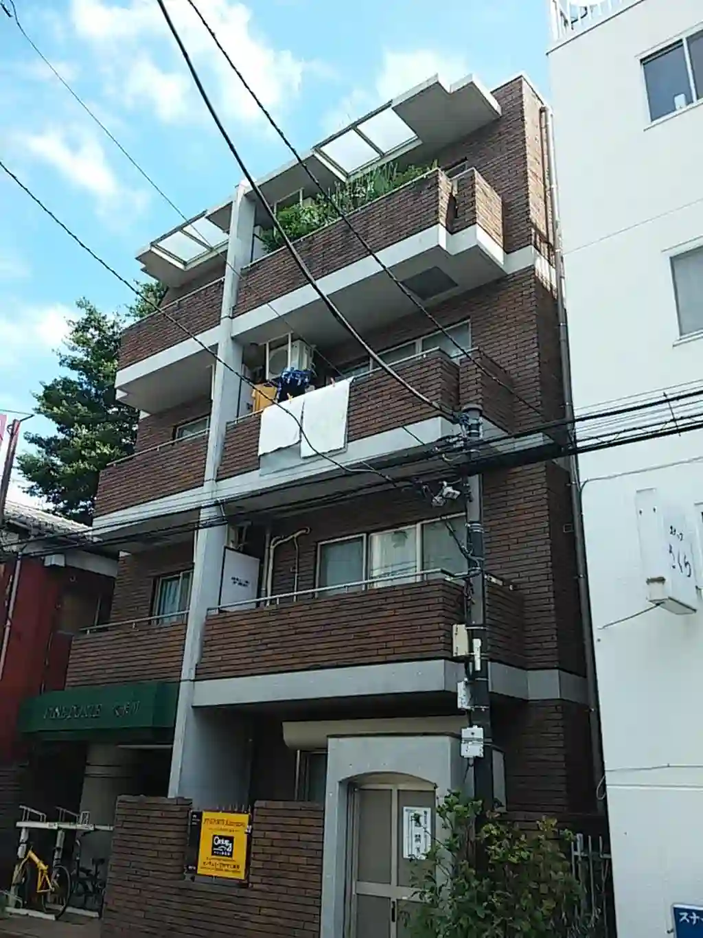 パインポート久米川 外観
