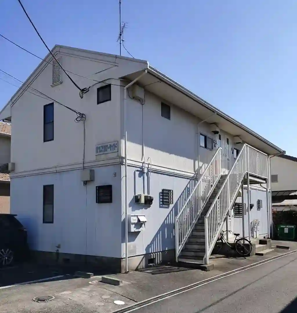 ハウスリバーサイド 外観
