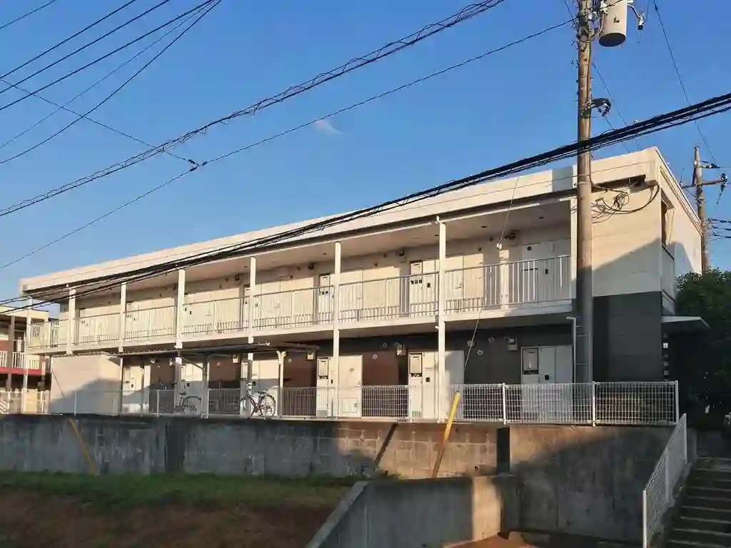 レオパレスホークヒルズ 外観