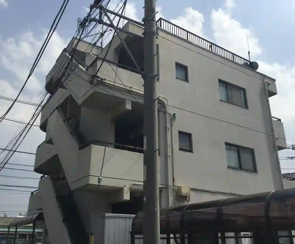 グローリー春愛 外観