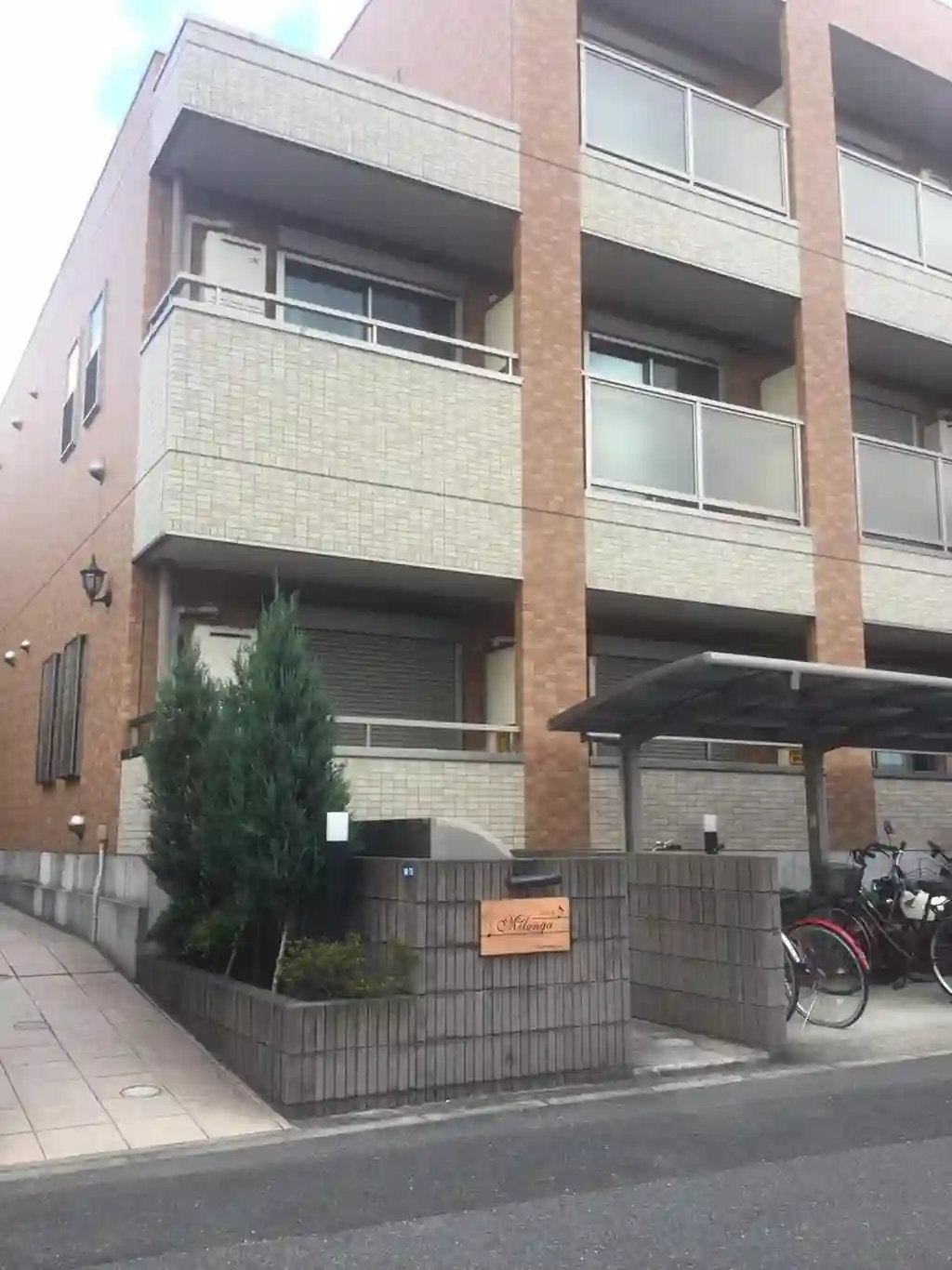 MILONGA 外観