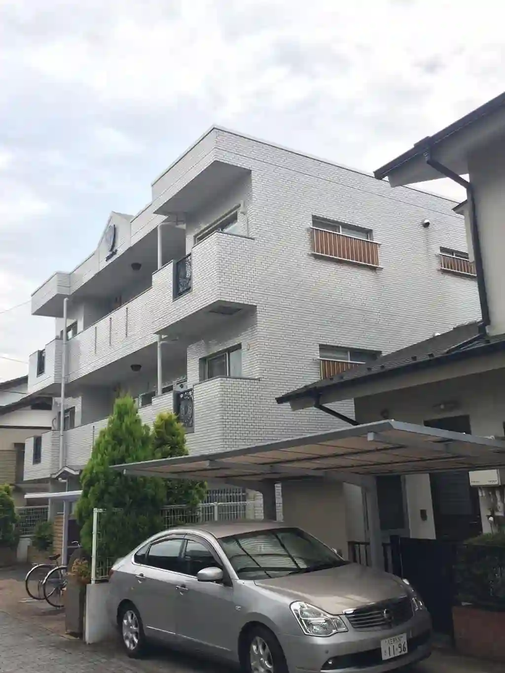 アルカディア子安 外観