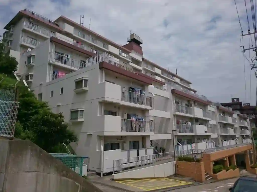 ハイラーク上大岡 外観