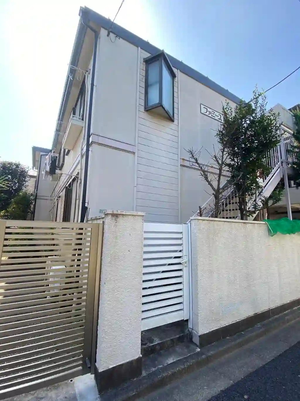 ファミーユ駒沢 外観