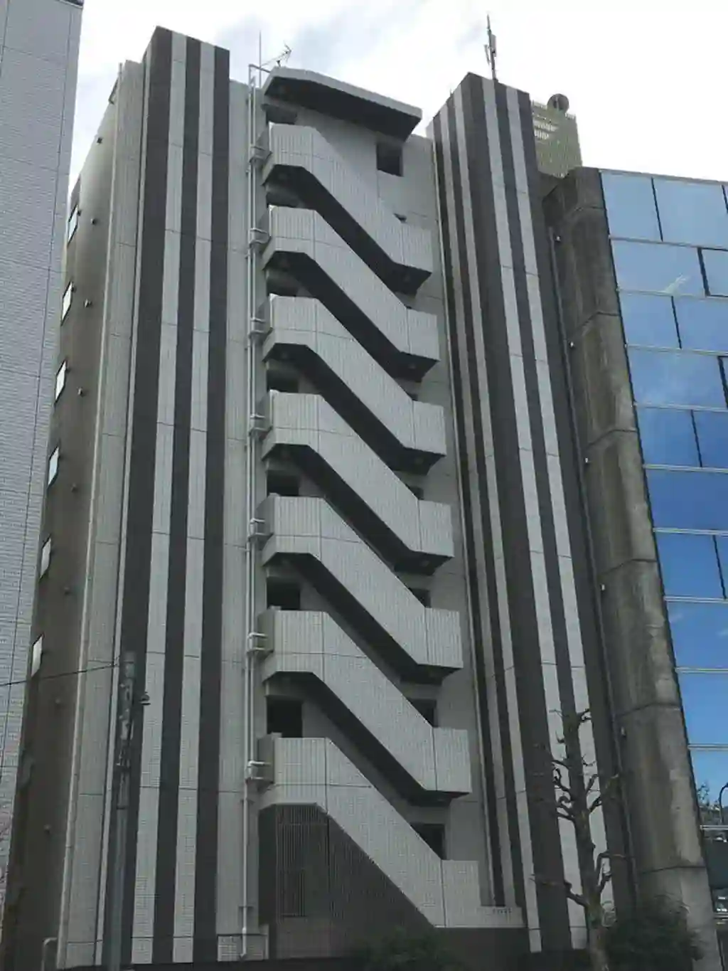 ロアール高田馬場 外観