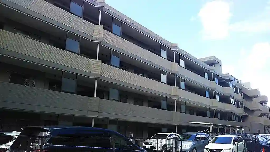 ヴェルナード大倉山四番館 外観