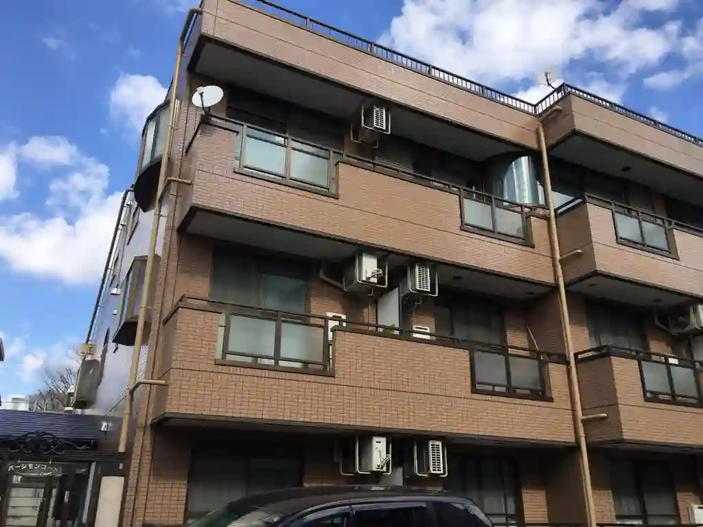 パーシモンコート 外観