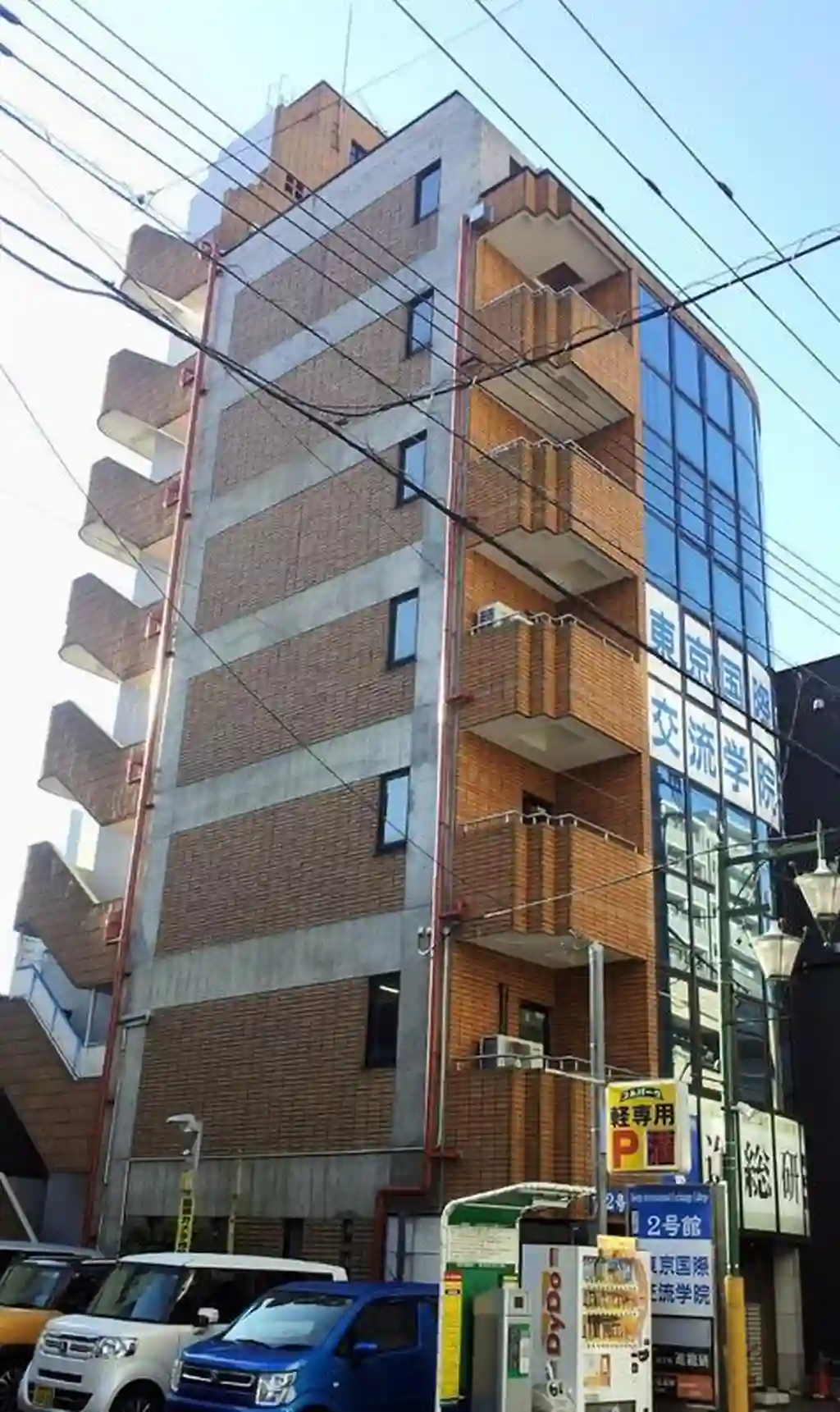 西八ビル 外観